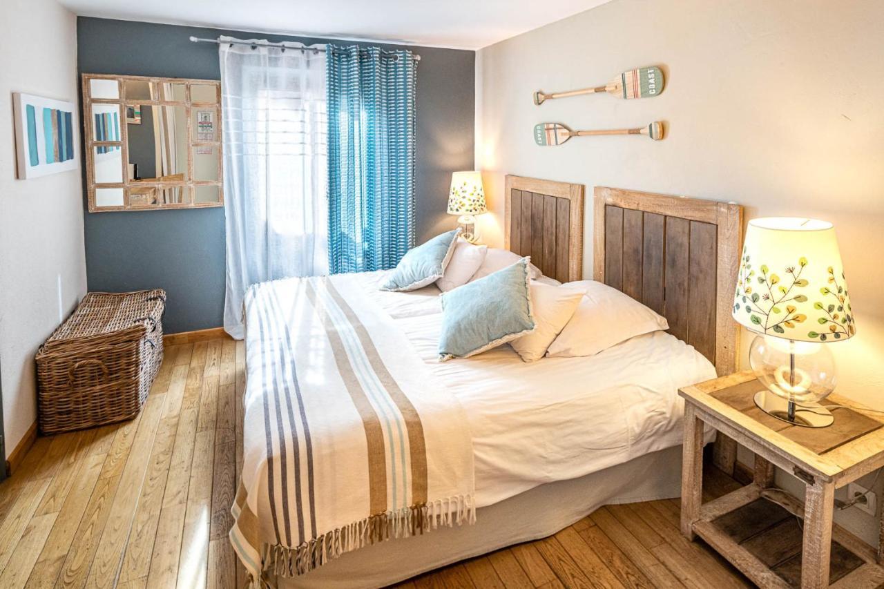Hôtel Le Résinier Le Barp Habitación foto