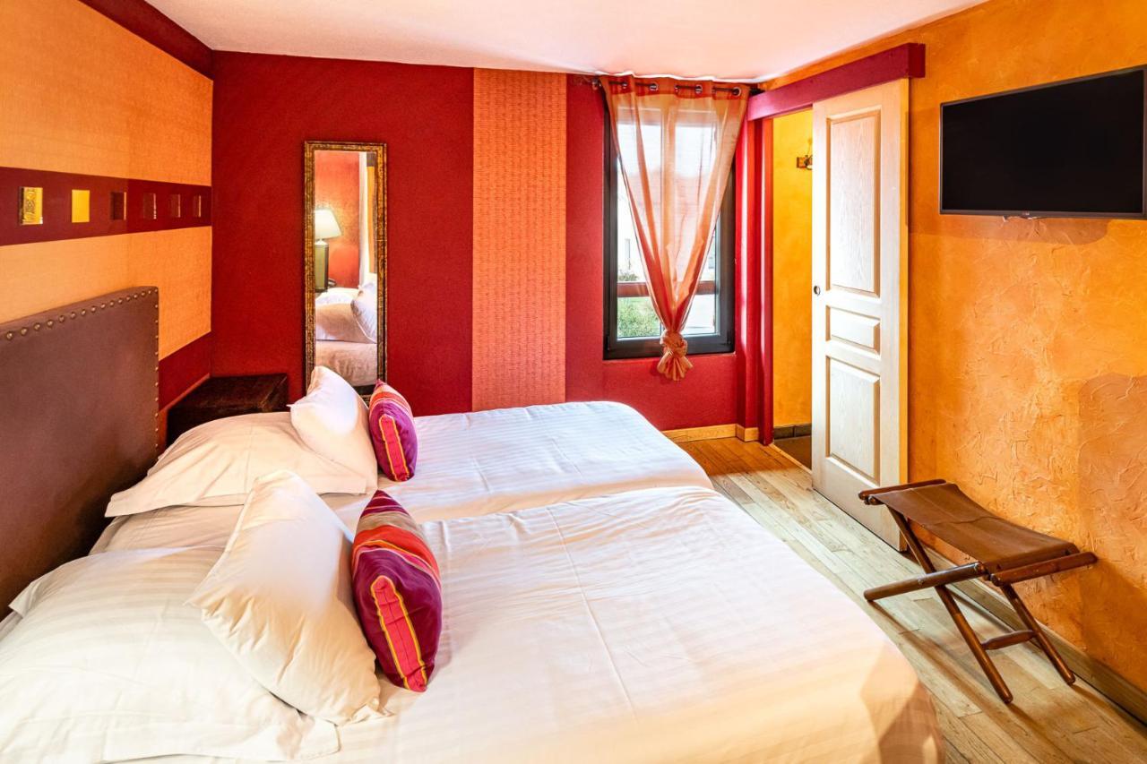 Hôtel Le Résinier Le Barp Habitación foto