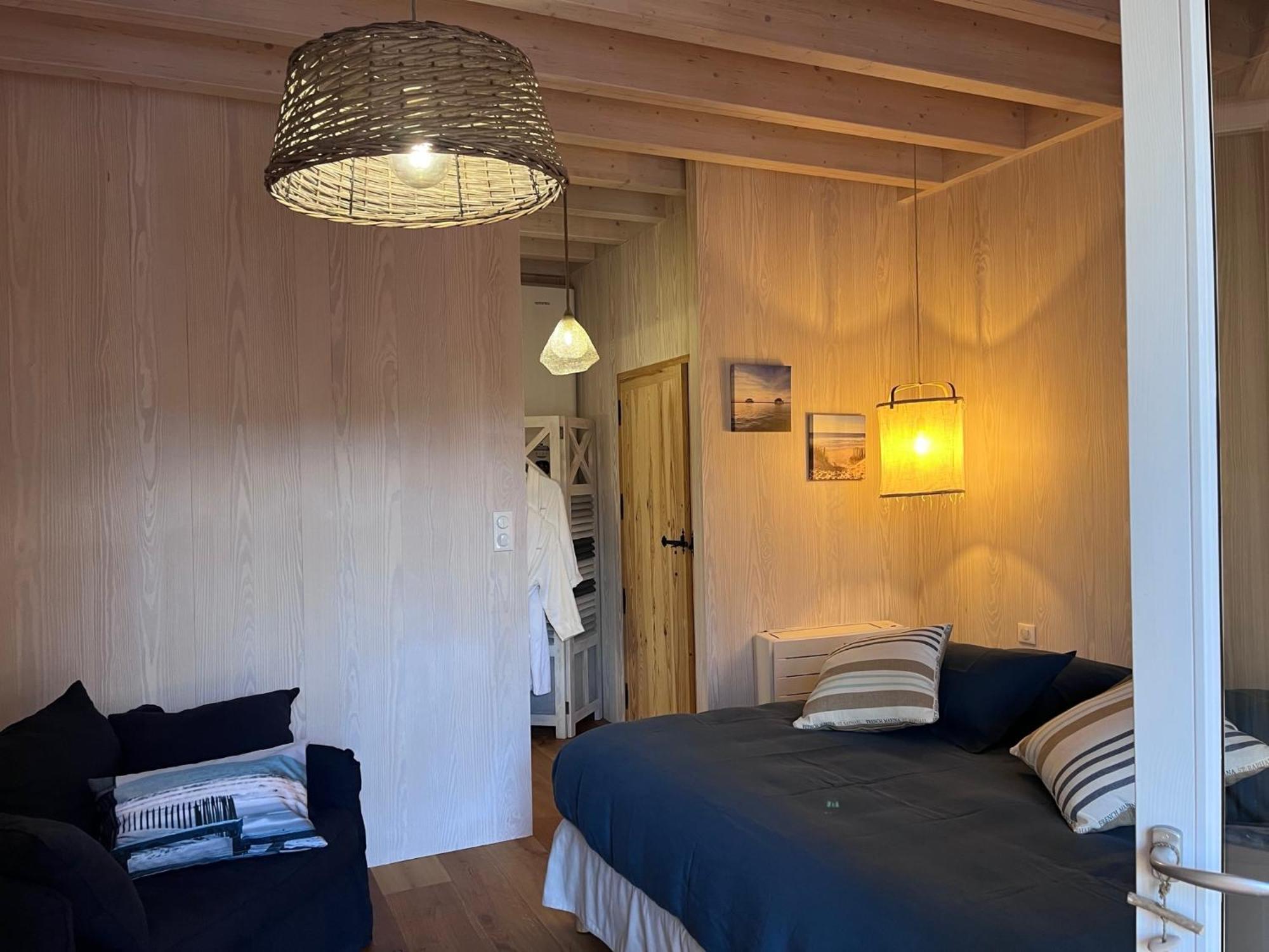 Hôtel Le Résinier Le Barp Habitación foto