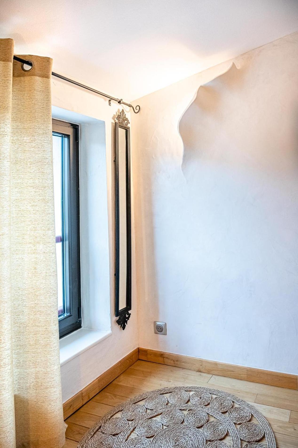 Hôtel Le Résinier Le Barp Habitación foto