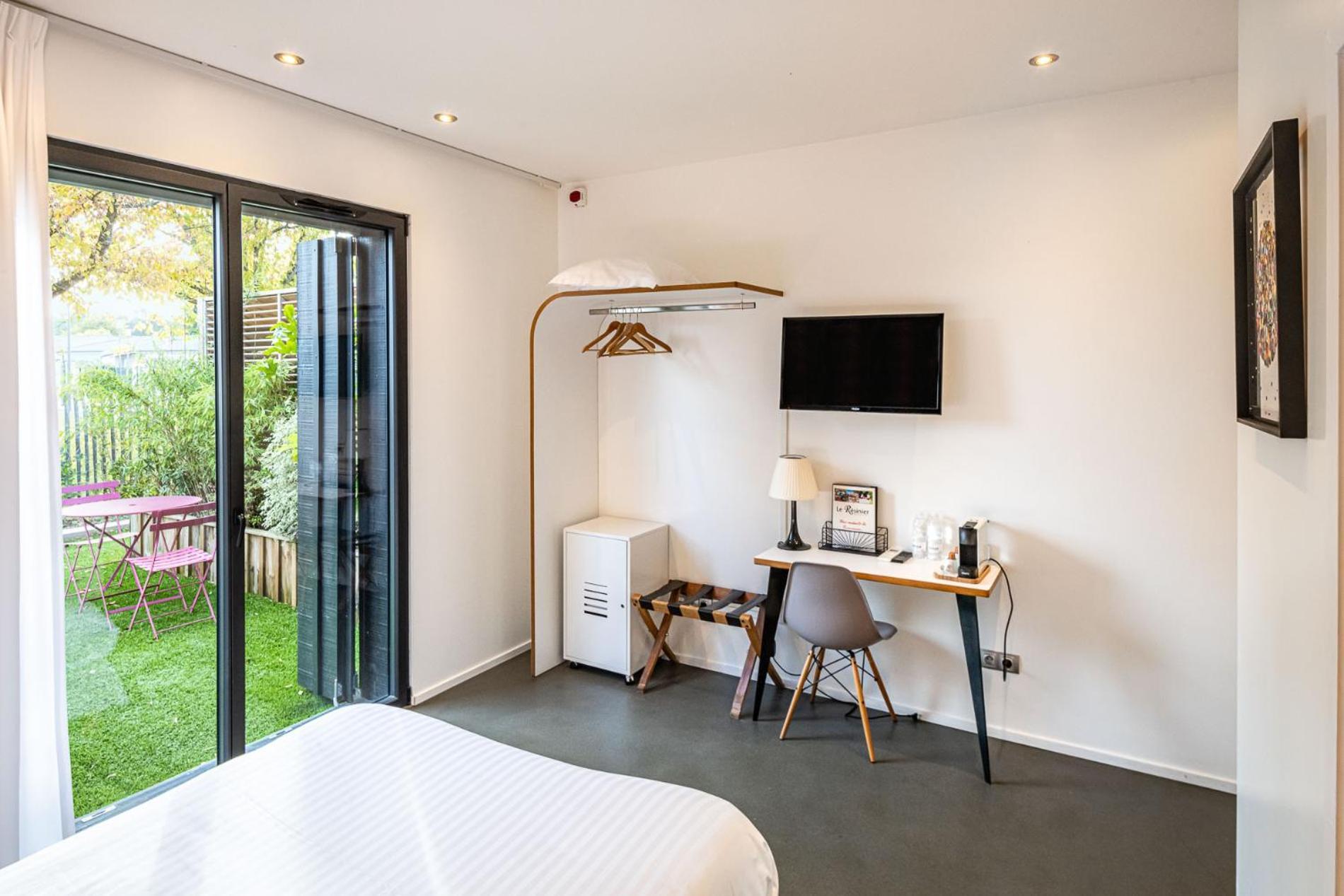Hôtel Le Résinier Le Barp Habitación foto
