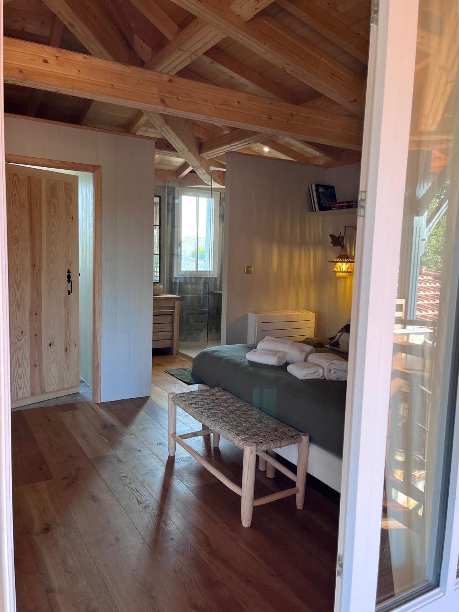 Hôtel Le Résinier Le Barp Habitación foto