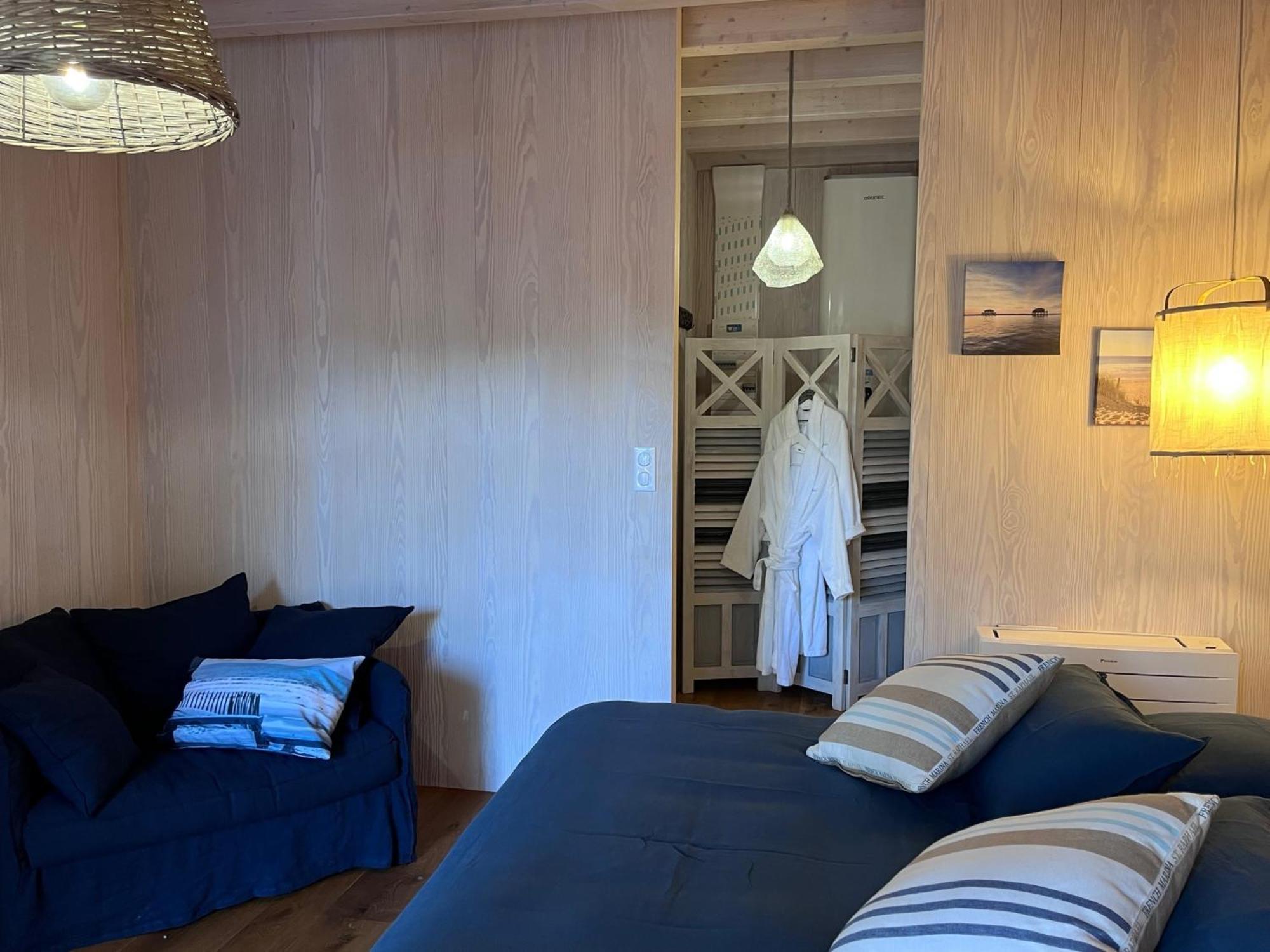 Hôtel Le Résinier Le Barp Habitación foto
