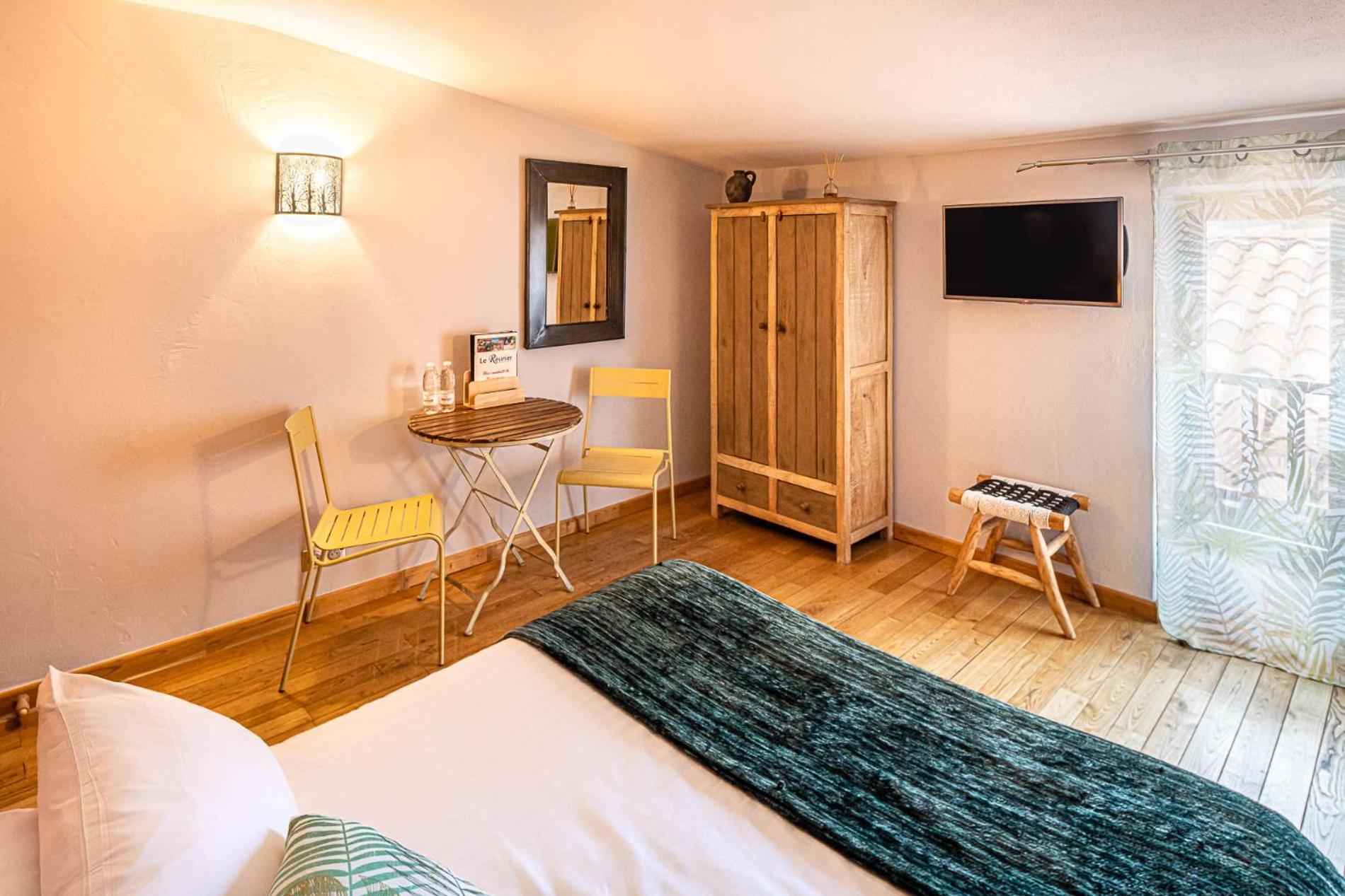 Hôtel Le Résinier Le Barp Habitación foto