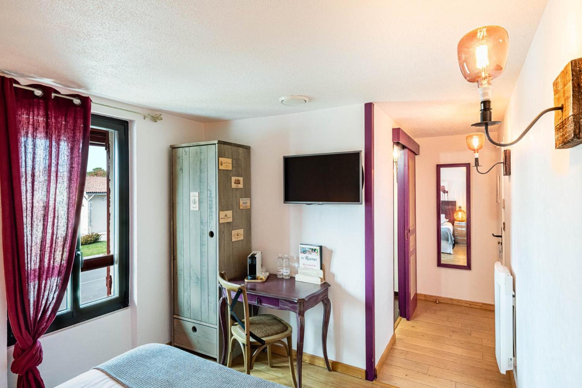 Hôtel Le Résinier Le Barp Habitación foto