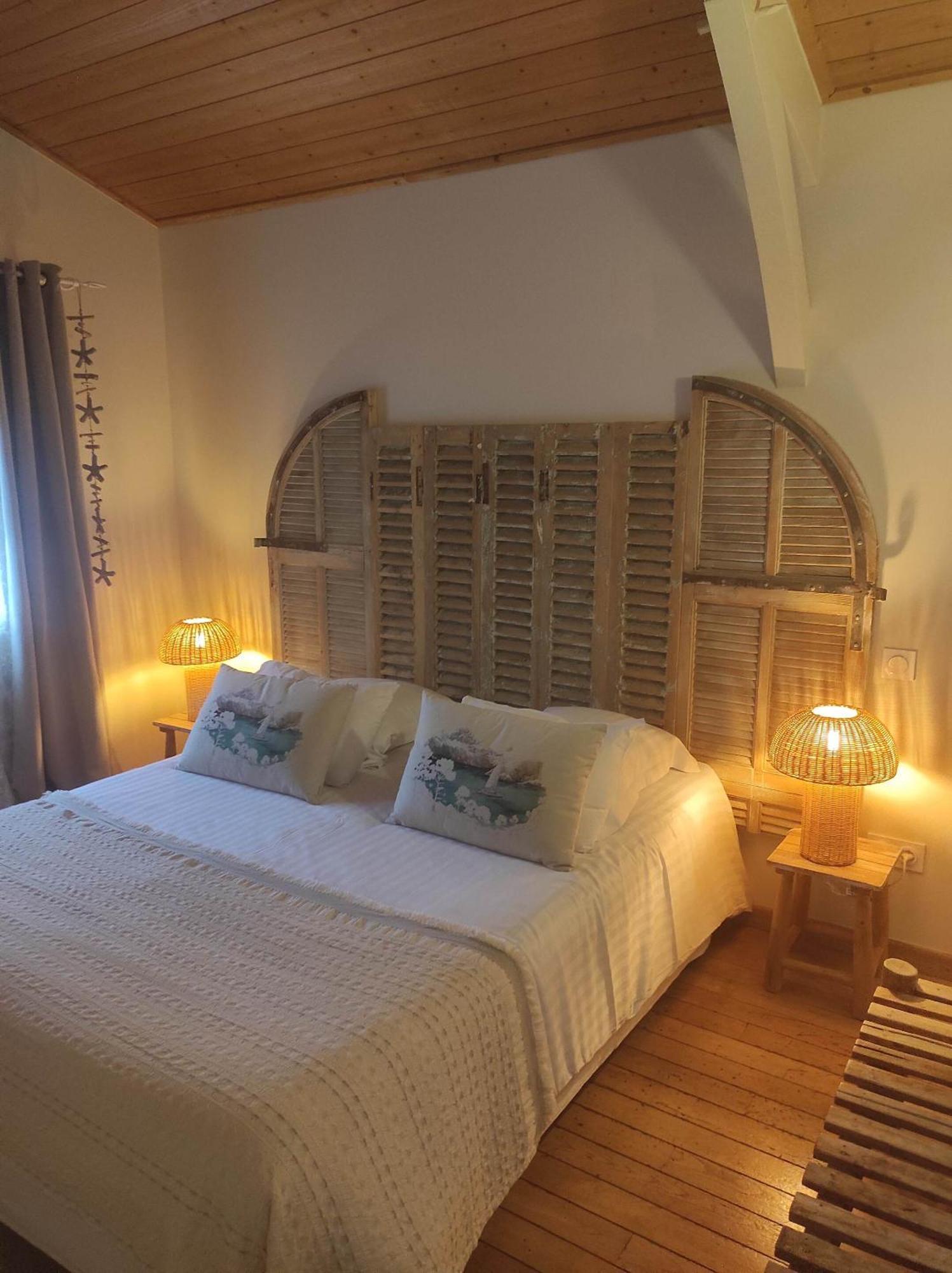 Hôtel Le Résinier Le Barp Habitación foto