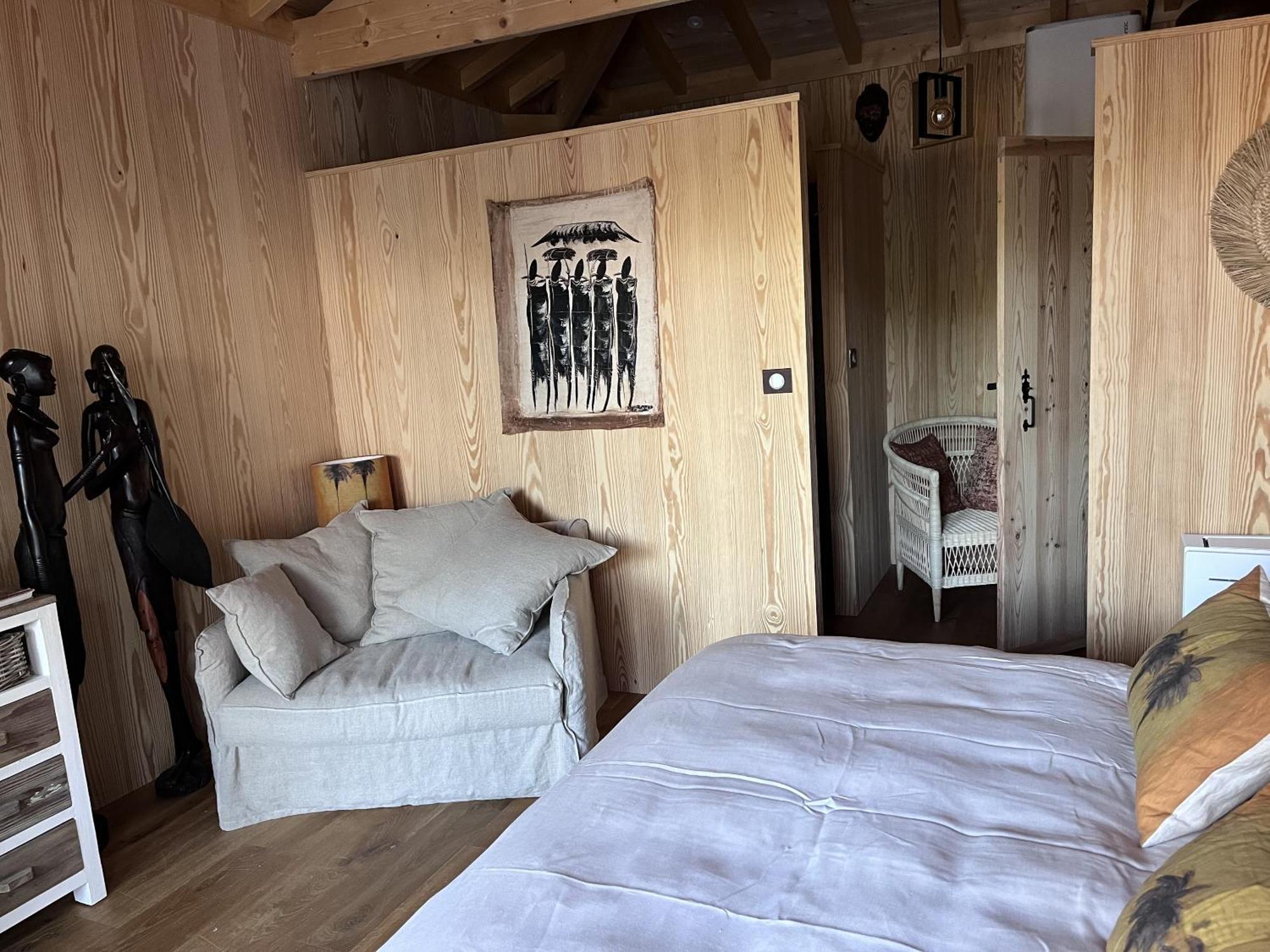 Hôtel Le Résinier Le Barp Habitación foto